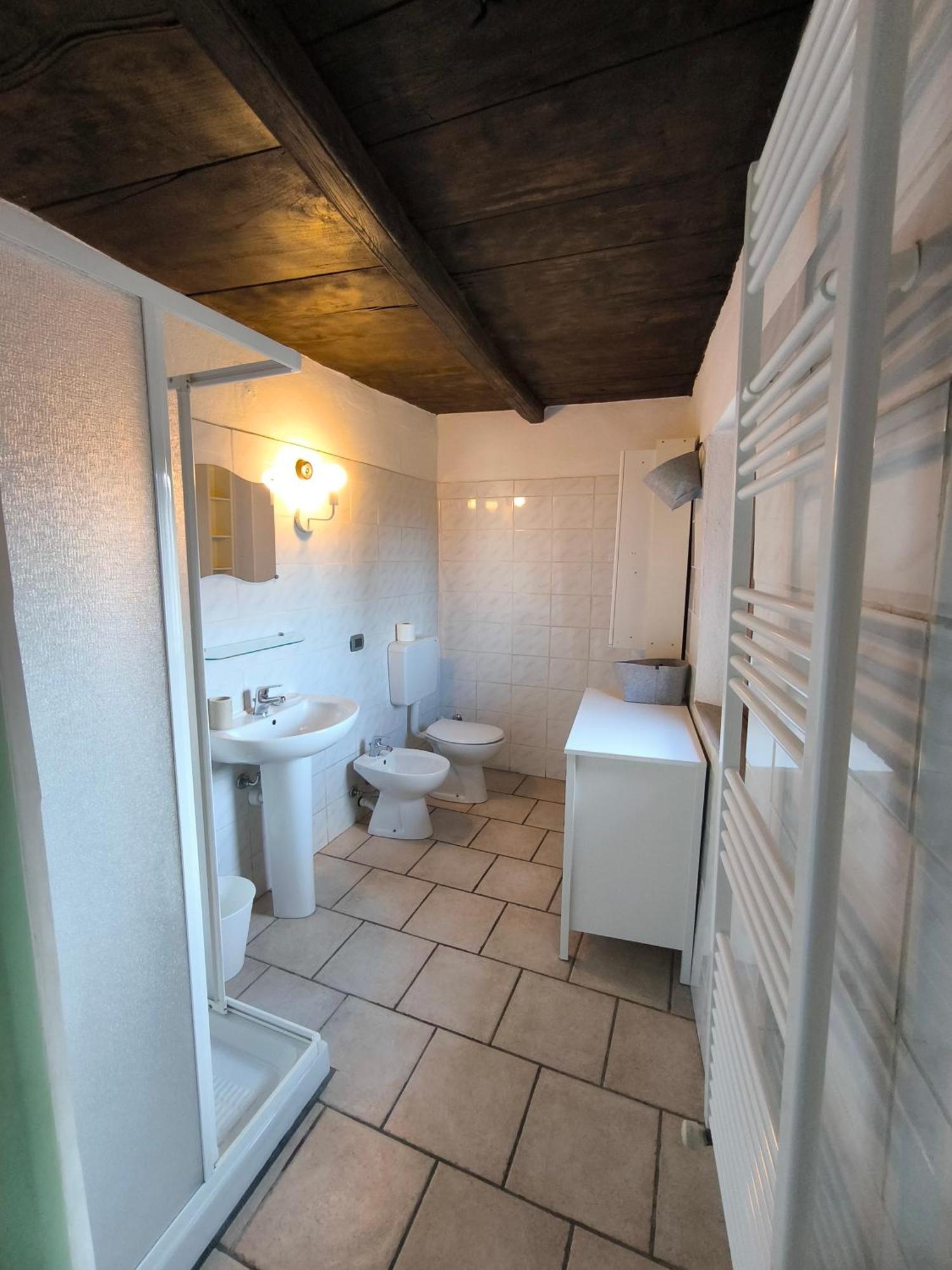 Locanda Montecarlo Lesegno Luaran gambar