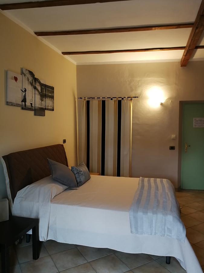 Locanda Montecarlo Lesegno Luaran gambar